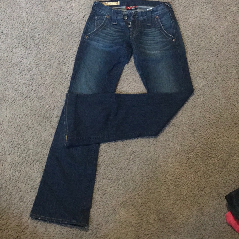 Guess flare/ wide leg lil Jersey Jean